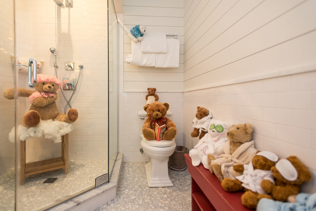 Martha's Vineyard Teddy Bear Suite Teddies Around Town Fundraiser Events