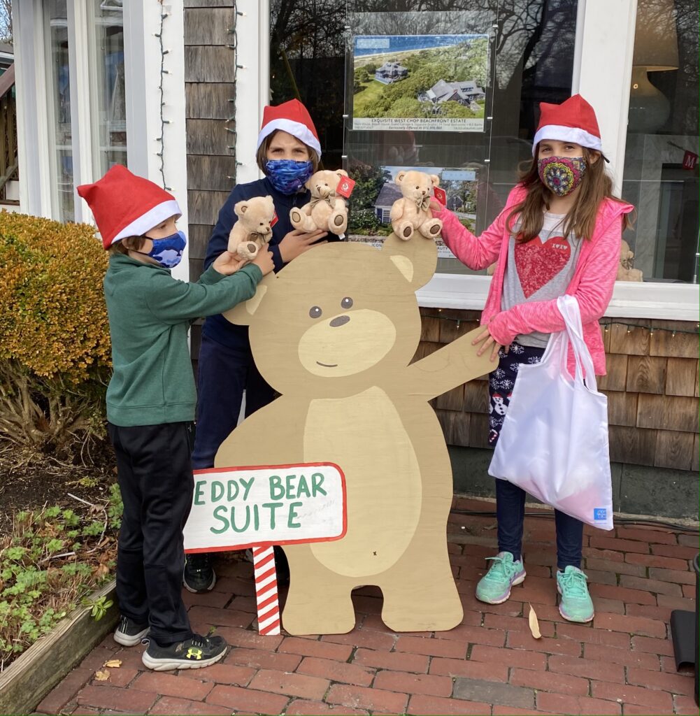 Martha's Vineyard Teddy Bear Suite
Giving Tuesday
Martha's Vineyard Boys & Girls Club
Martha's Vineyard Christmas in Edgartown 